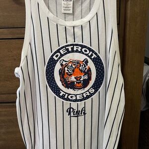 Pink Detroit tigers tank